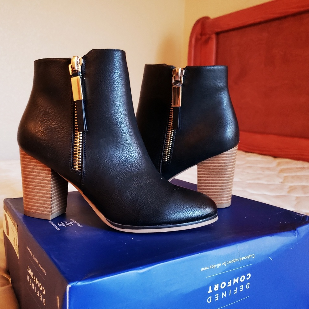 Ankle booties